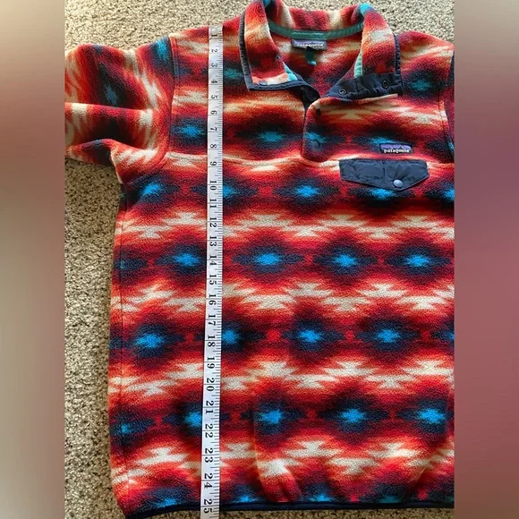 Patagonia Women’s Synchilla Snap-T Fleece Wild Desert Aztec Fleece - Picture 5 of 12